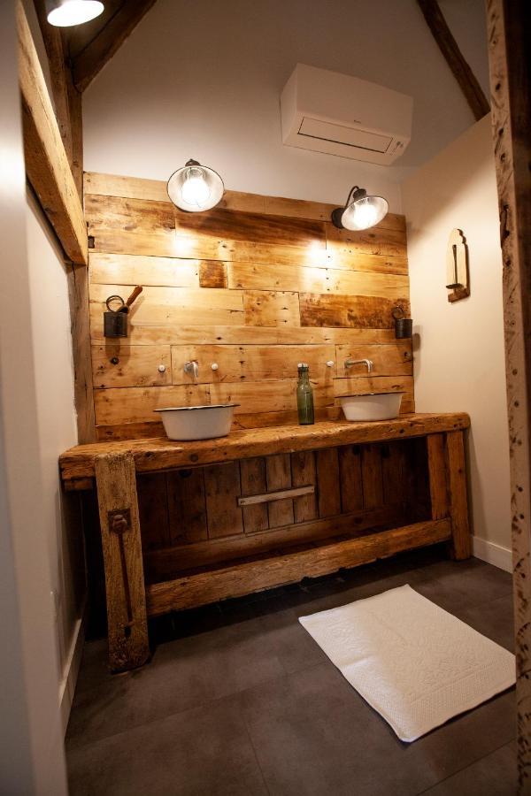 Issigeac Namaste Cottage מראה חיצוני תמונה